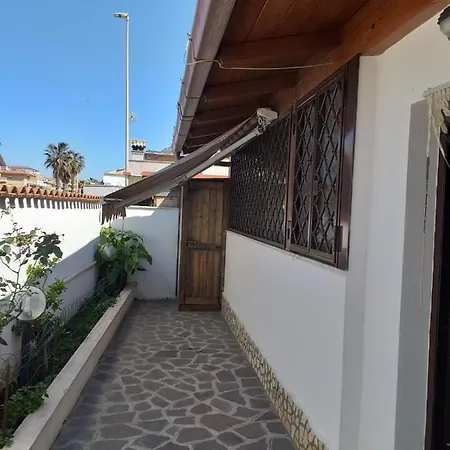 Appartement Villino 4 Posti Letto Con Cucina A 30mt Dal Mare Fiumicino